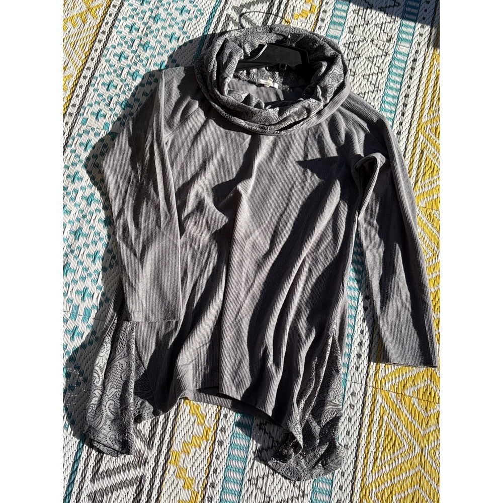 Maurices Grey Waffle Knit Cowl Neck Lace Accent Tunic Top Large